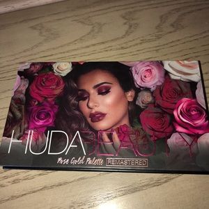Huda rose gold remastered pallet